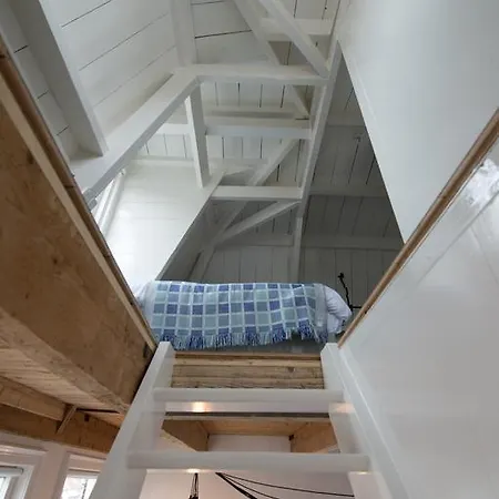 Royal Blue Penthouse In The Jordaan * Amsterdam