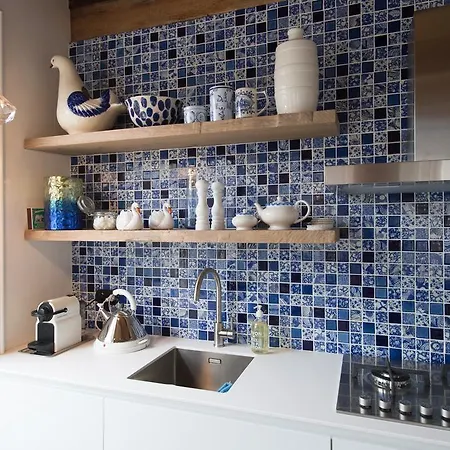 Apartment Royal Blue Penthouse In The Jordaan *