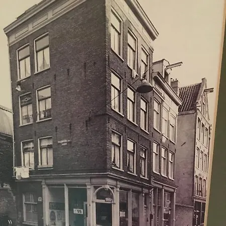 Royal Blue Penthouse In The Jordaan アパート アムステルダム