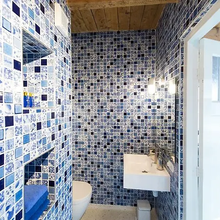 アパート Royal Blue Penthouse In The Jordaan