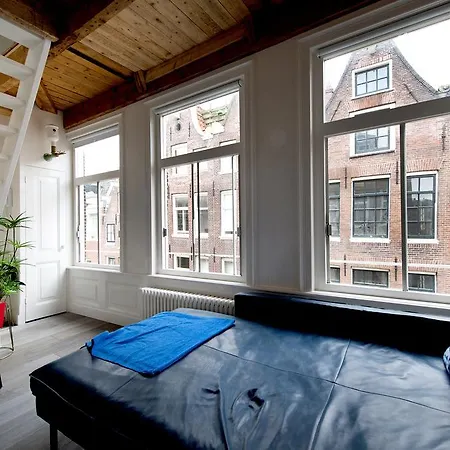 Royal Blue Penthouse In The Jordaan