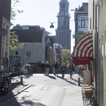 アパート Royal Blue Penthouse In The Jordaan アムステルダム