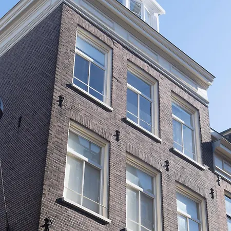 Royal Blue Penthouse In The Jordaan *