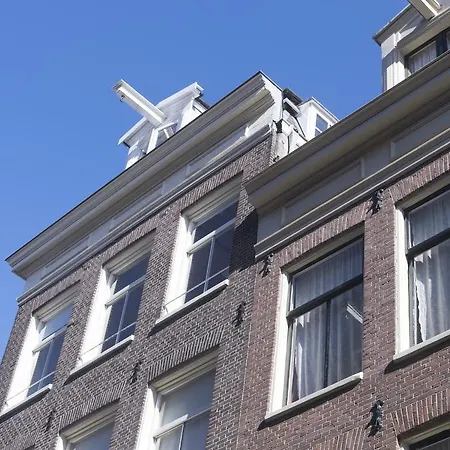 Royal Blue Penthouse In The Jordaan *