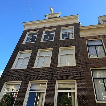 Royal Blue Penthouse In The Jordaan アムステルダム